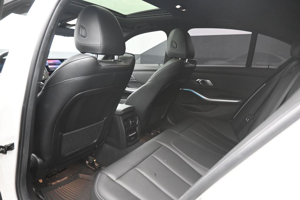 bmw 3 series 2023 3MW69FF00P8D56438 image bmw 3 series 2023 3MW69FF00P8D56438 image